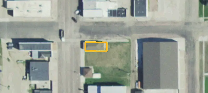 802 Main St