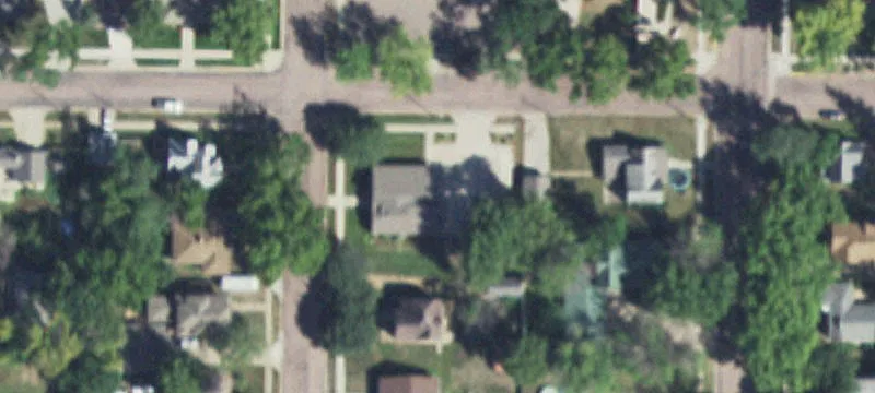 320 Main St