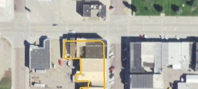 101 Main St