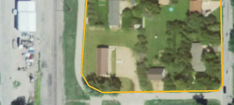 11 1st SE St