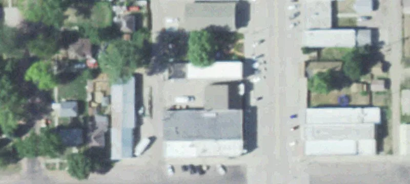 533 Broadway St