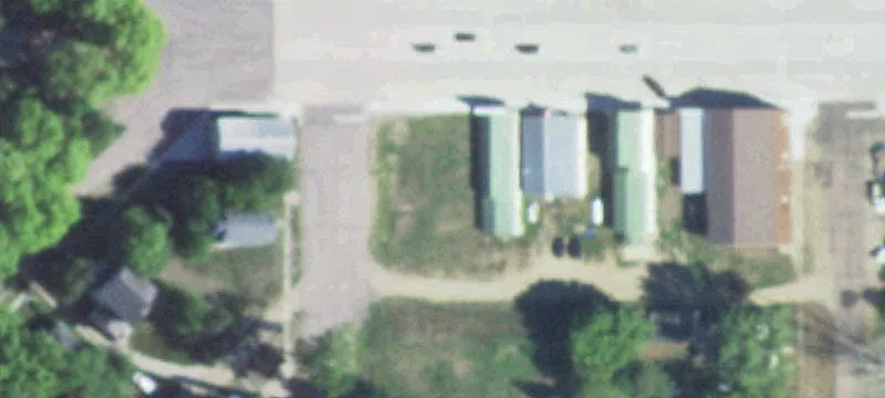 615 Ctr Ave