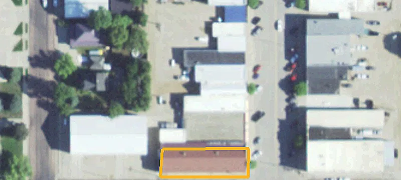 512 Main Ave