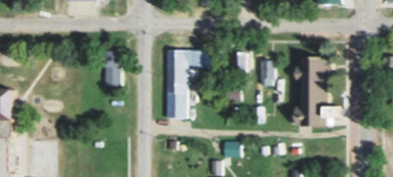 111 4th St