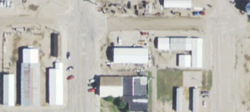 82 Iowa S Ave