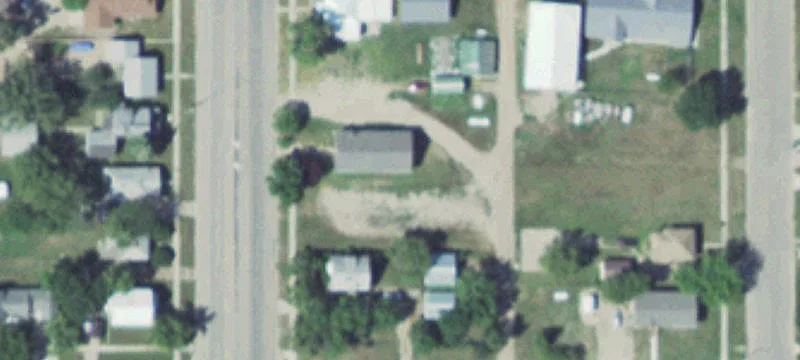 616 Broadway Ave