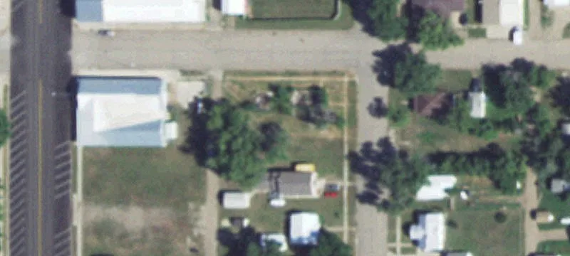 301 1st E Ave