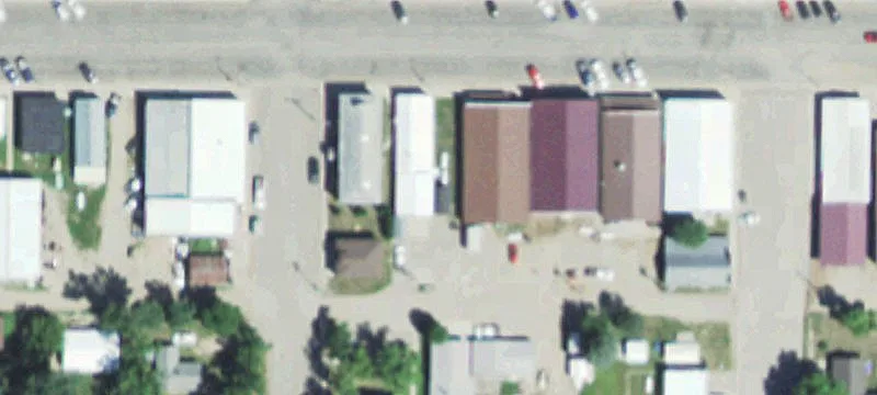 706 Main St