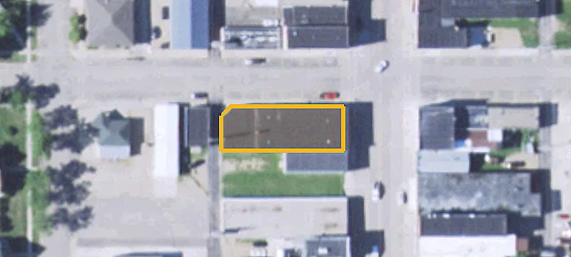621 Main St