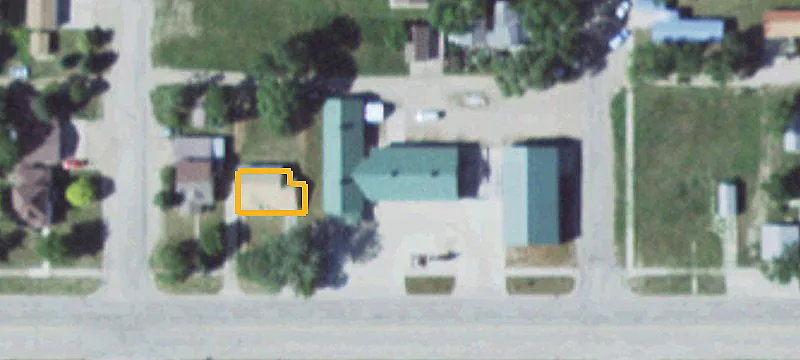 1206 Main St