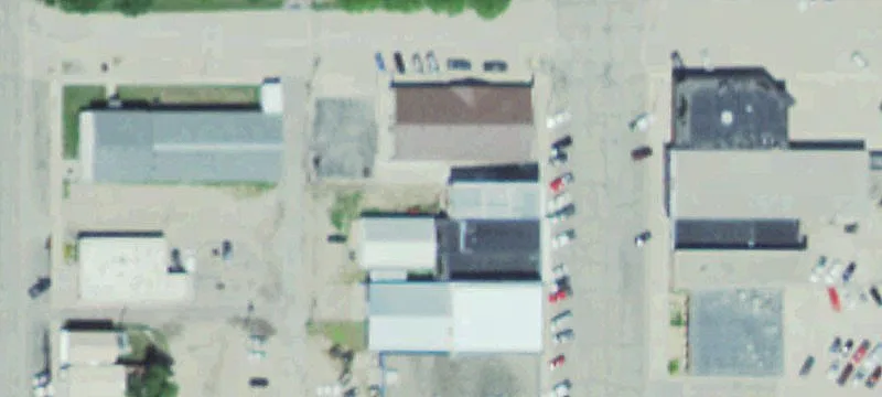 118 Commercial St
