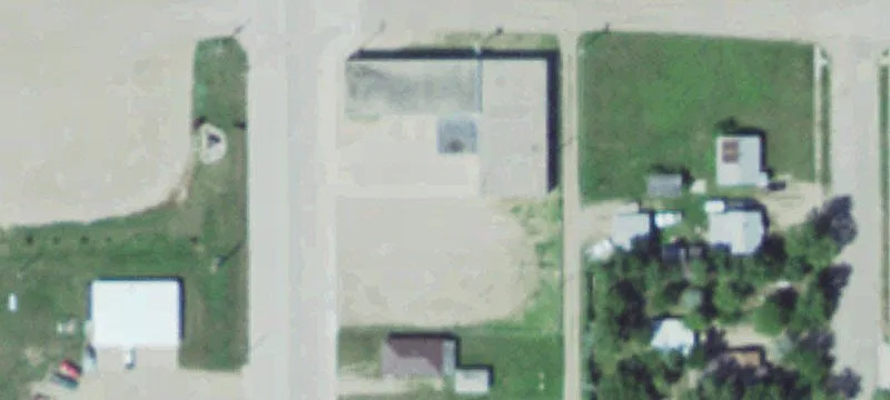 1290 Dakota N Ave