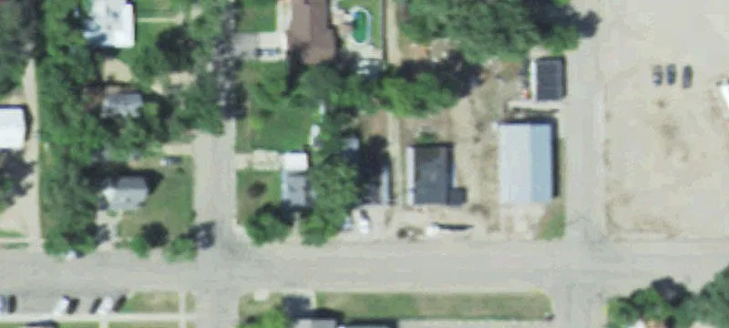 215 Oak St