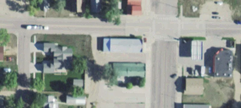 385 Main Ave