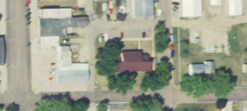 110 Oak St