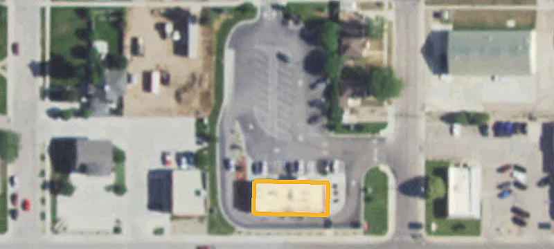 2810 Main St