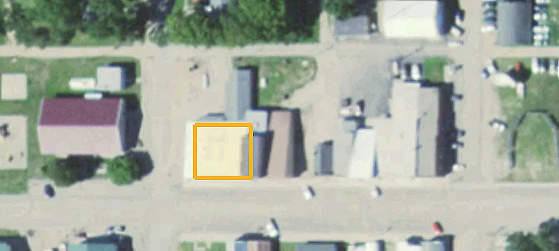 215 Main St