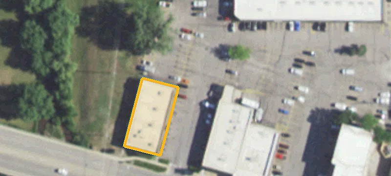 2120 Main St