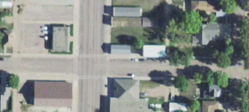 300 Main Ave