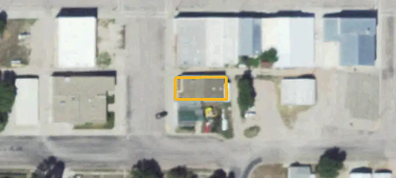 406 3rd Ave