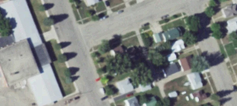 917 F Ave