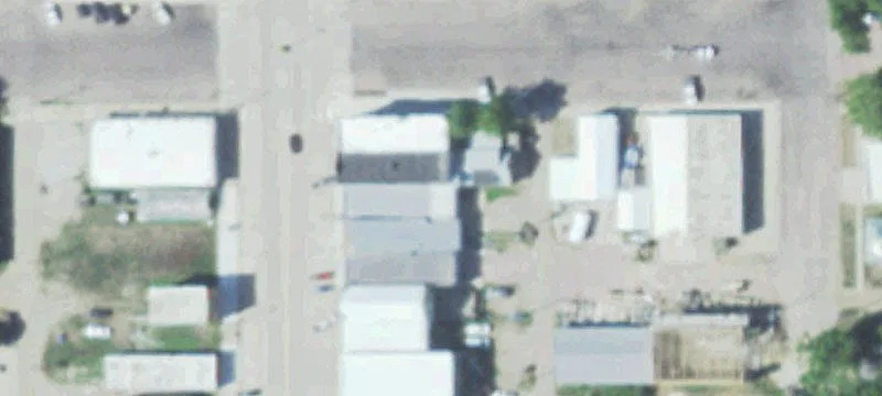 608 Broadway St