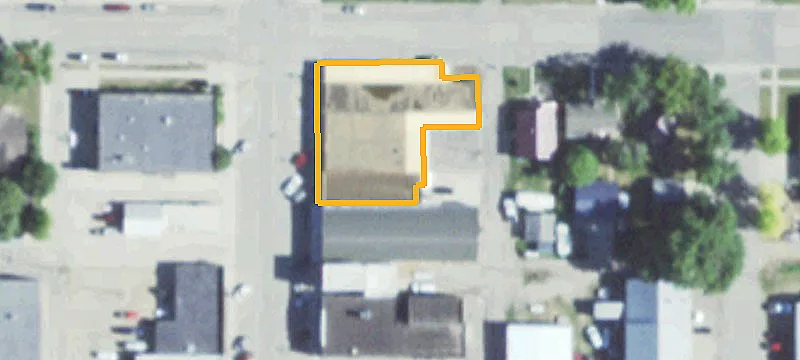 607 Main St