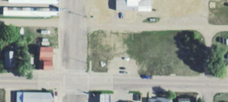 420 Main Ave