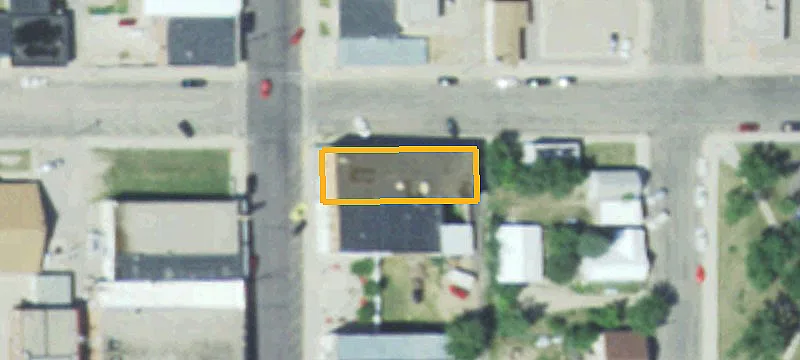 419 Veterans Ave