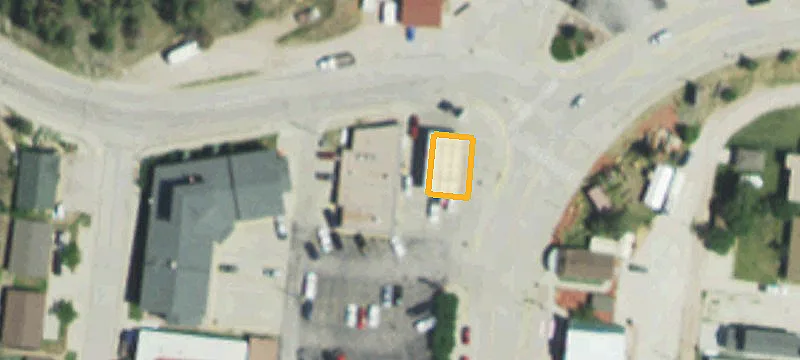 101 Main St