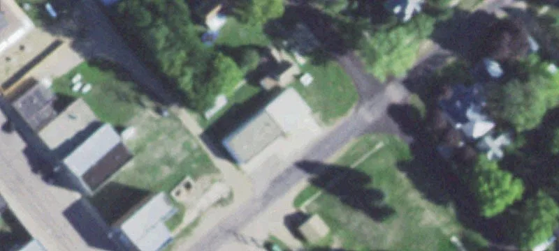 404 2nd St