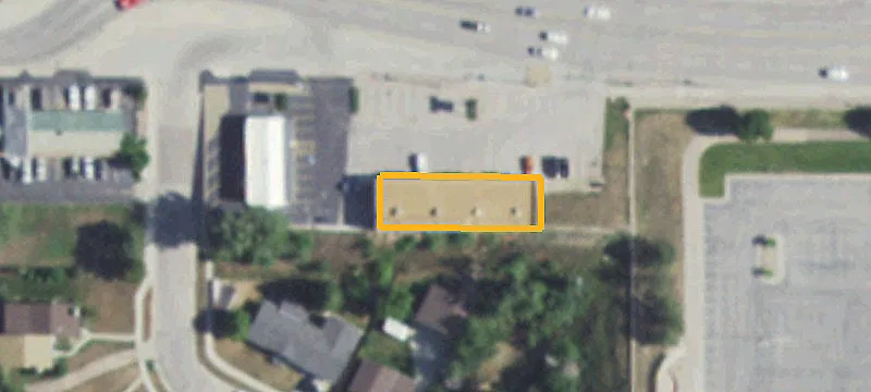 3215 Main St