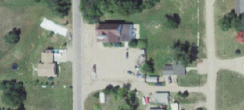 308 Commercial Ave