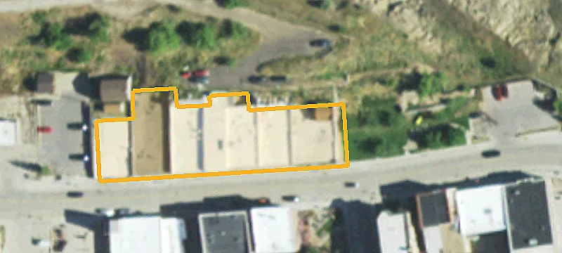 306 Main St