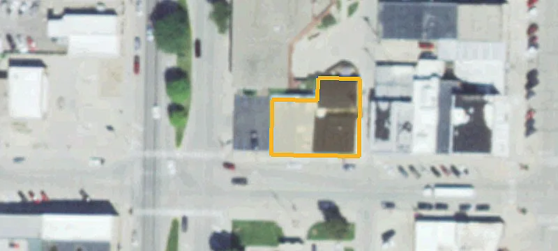 300 Broadway Ave