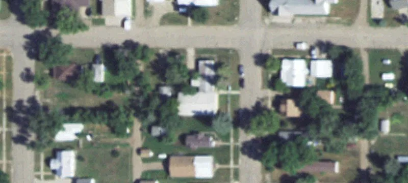 301 2nd E Ave