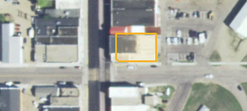 100 Main St