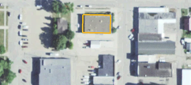 608 Main St