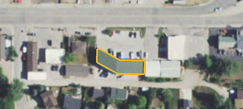 3409 Main St