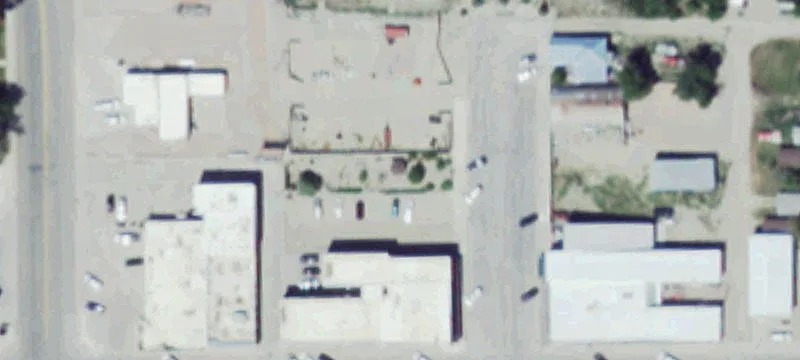 107 Ctr Ave