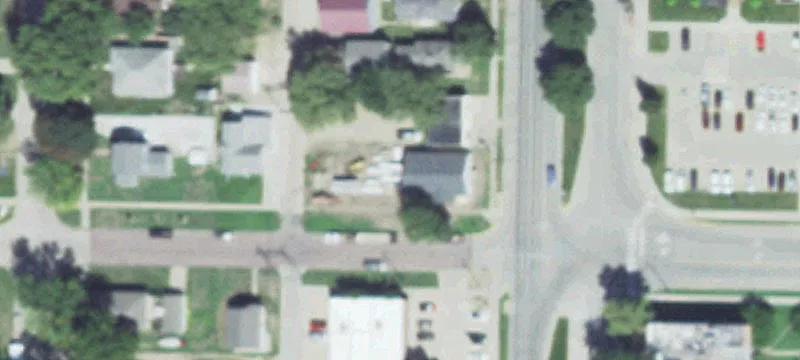 201 Broadway Ave