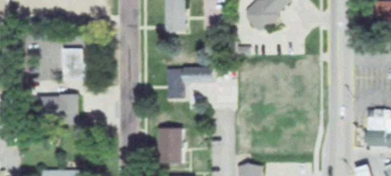 806 Belfast St