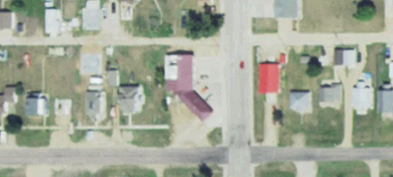320 Main St