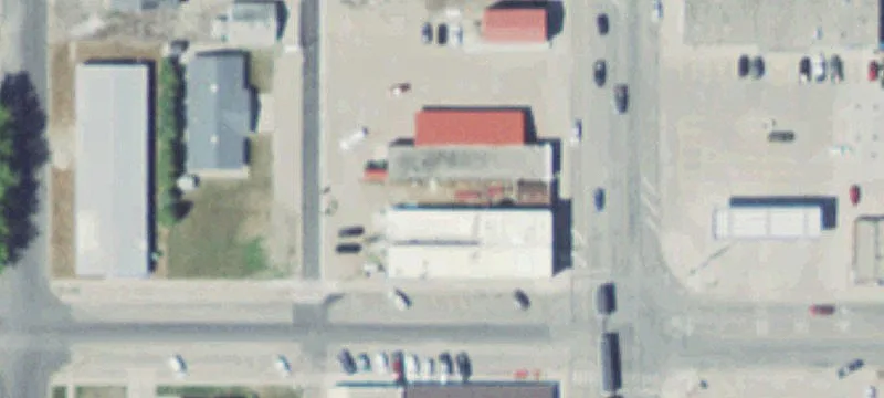 305 Broadway Ave