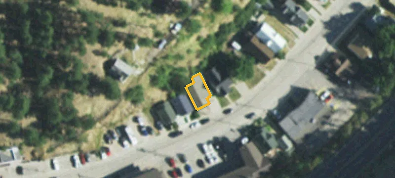 802 Main St