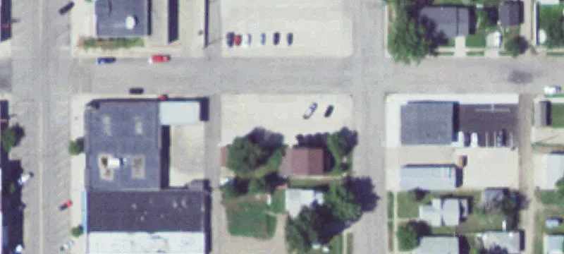 320 Main St