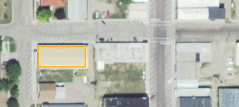 1620 Main St