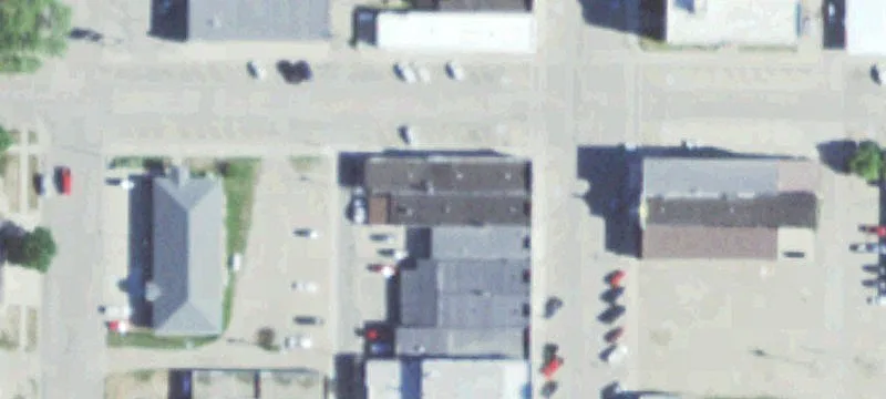 704 Main St