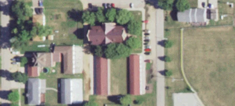 206 3rd St