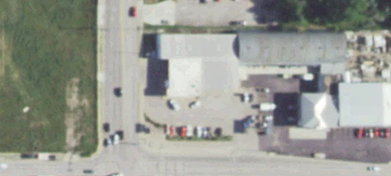 606 Omaha St